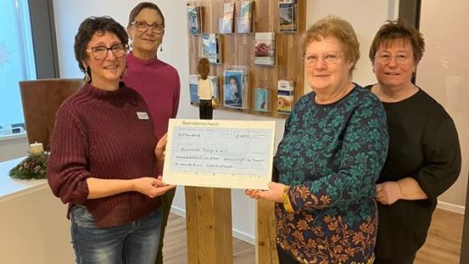 PM_Rhein-Wied Hospiz_Spenden Frauen St. Laurentius Niederbreitbach_2025-12-10